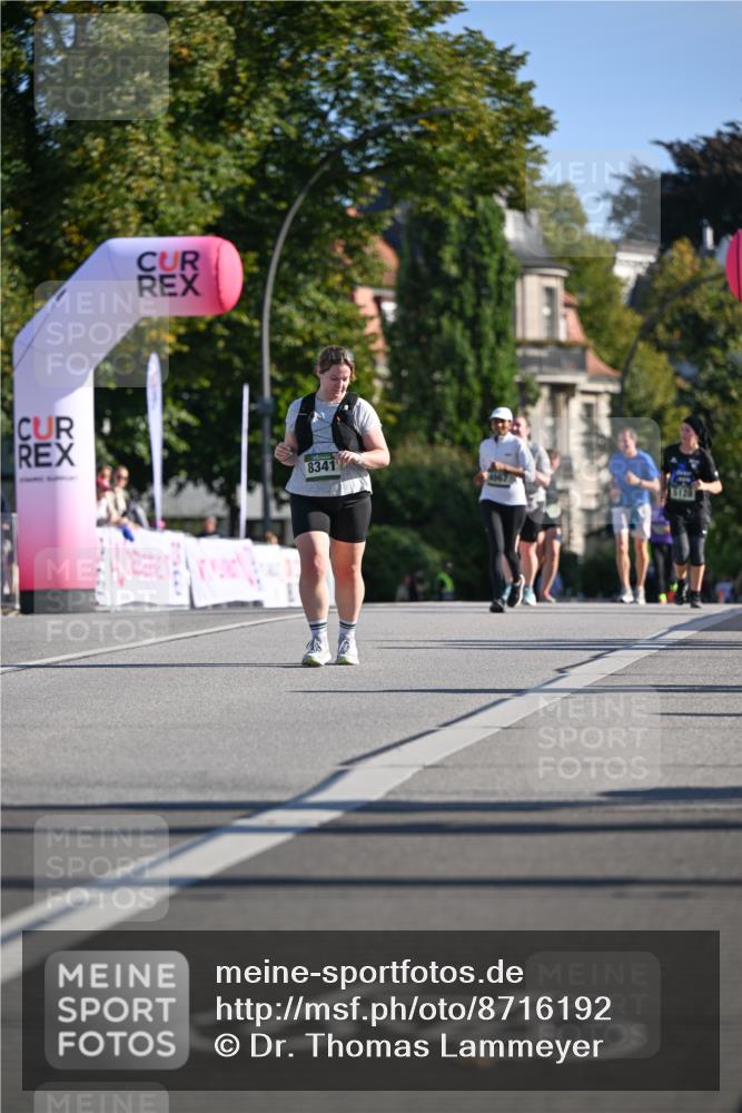 07.09.2025 - BARMER Alsterlauf Dr. Thomas Lammeyer http://msf.ph/oto/8716192 07.09.2025 09:54:10 Laufen 8341, 1967, 5128 meine-sportfotos.de