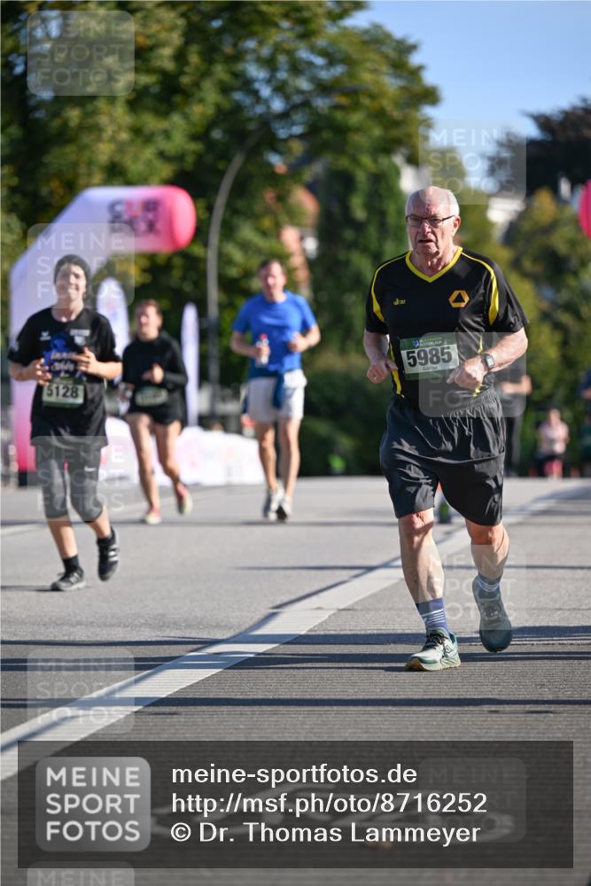 07.09.2025 - BARMER Alsterlauf Dr. Thomas Lammeyer http://msf.ph/oto/8716252 07.09.2025 09:54:21 Laufen 5128, 136, 5985 meine-sportfotos.de