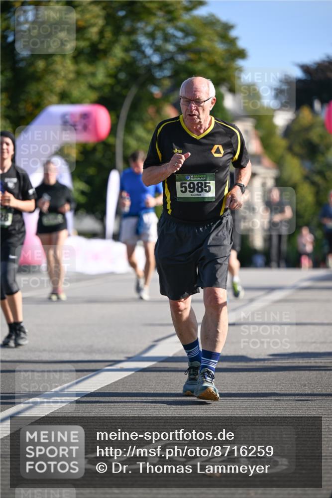 07.09.2025 - BARMER Alsterlauf Dr. Thomas Lammeyer http://msf.ph/oto/8716259 07.09.2025 09:54:22 Laufen 28, 36, 5985 meine-sportfotos.de