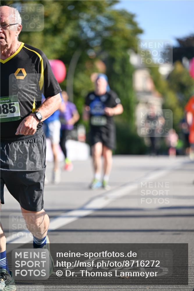 07.09.2025 - BARMER Alsterlauf Dr. Thomas Lammeyer http://msf.ph/oto/8716272 07.09.2025 09:54:24 Laufen 85 meine-sportfotos.de