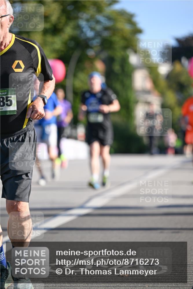 07.09.2025 - BARMER Alsterlauf Dr. Thomas Lammeyer http://msf.ph/oto/8716273 07.09.2025 09:54:24 Laufen 85 meine-sportfotos.de
