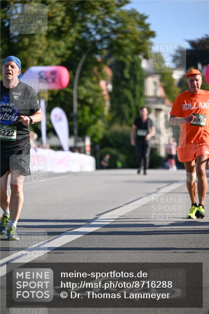 07.09.2025 - BARMER Alsterlauf Dr. Thomas Lammeyer http://msf.ph/oto/8716288 07.09.2025 09:54:27 Laufen 29, 10, 5222, 4111, 065 meine-sportfotos.de