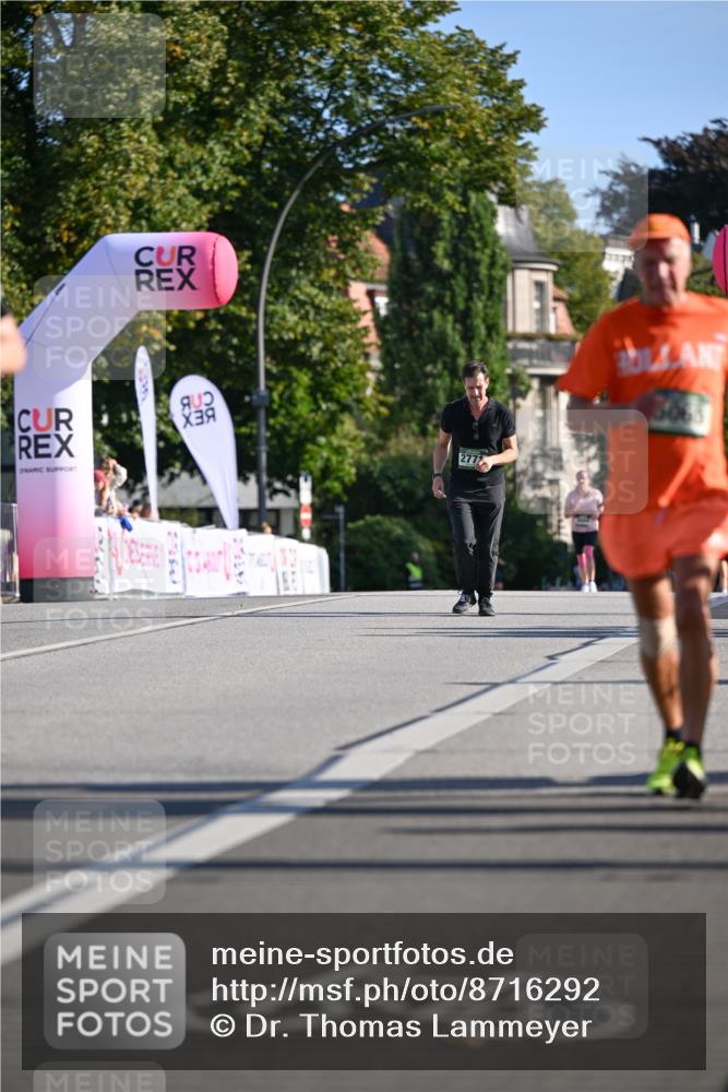 07.09.2025 - BARMER Alsterlauf Dr. Thomas Lammeyer http://msf.ph/oto/8716292 07.09.2025 09:54:27 Laufen 2772, 3663 meine-sportfotos.de