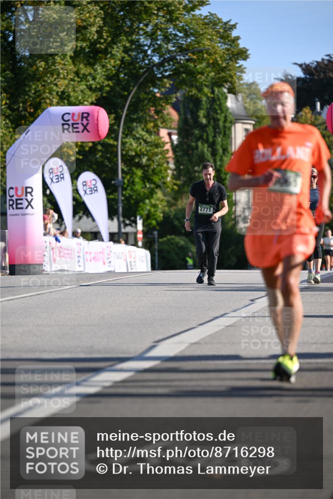 07.09.2025 - BARMER Alsterlauf Dr. Thomas Lammeyer http://msf.ph/oto/8716298 07.09.2025 09:54:28 Laufen 2771, 906, 537 meine-sportfotos.de