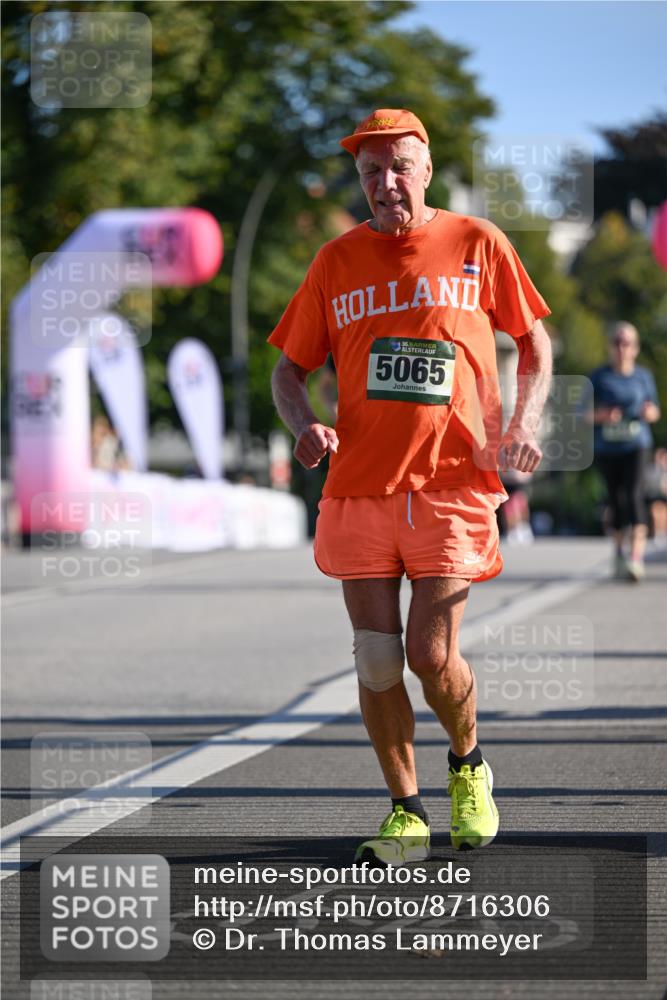 07.09.2025 - BARMER Alsterlauf Dr. Thomas Lammeyer http://msf.ph/oto/8716306 07.09.2025 09:54:30 Laufen 5065 meine-sportfotos.de