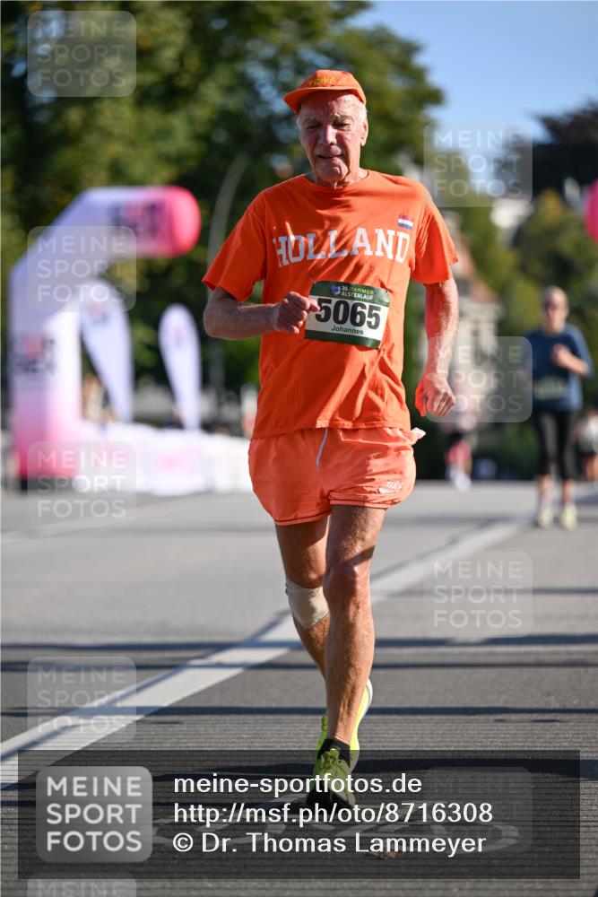 07.09.2025 - BARMER Alsterlauf Dr. Thomas Lammeyer http://msf.ph/oto/8716308 07.09.2025 09:54:30 Laufen 36, 5065 meine-sportfotos.de