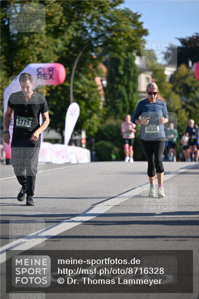 07.09.2025 - BARMER Alsterlauf Dr. Thomas Lammeyer http://msf.ph/oto/8716328 07.09.2025 09:54:34 Laufen 5537, 2771 meine-sportfotos.de