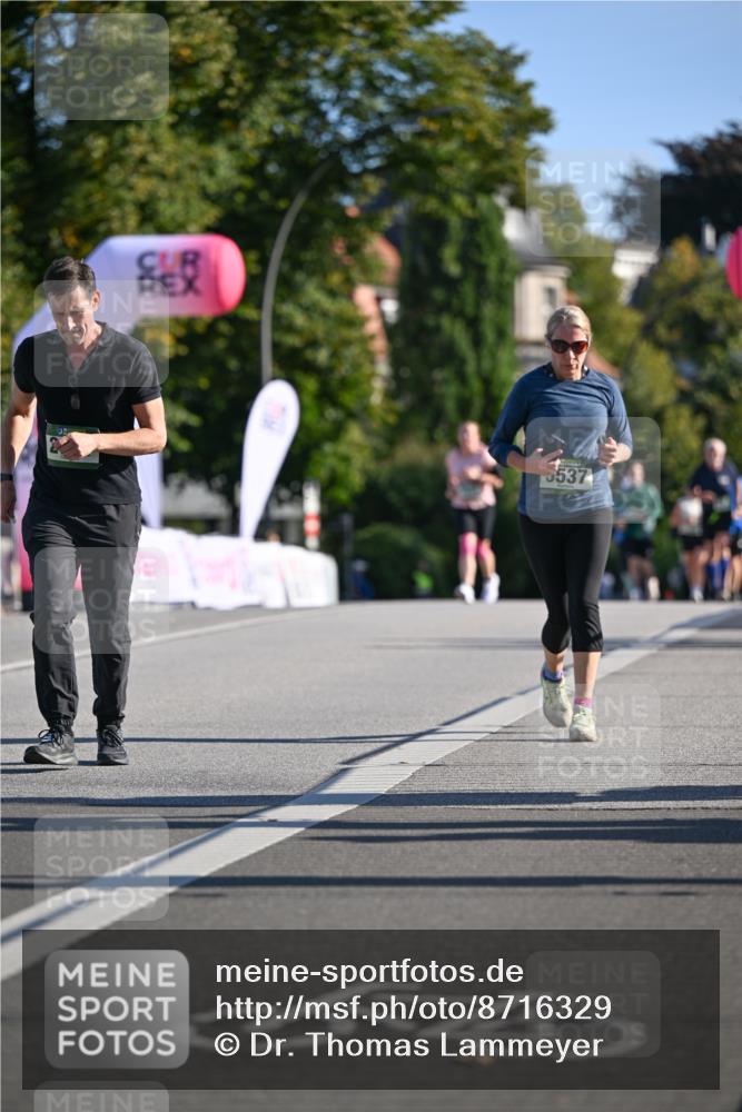 07.09.2025 - BARMER Alsterlauf Dr. Thomas Lammeyer http://msf.ph/oto/8716329 07.09.2025 09:54:34 Laufen 3537 meine-sportfotos.de