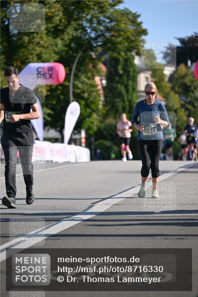 07.09.2025 - BARMER Alsterlauf Dr. Thomas Lammeyer http://msf.ph/oto/8716330 07.09.2025 09:54:34 Laufen 5537 meine-sportfotos.de