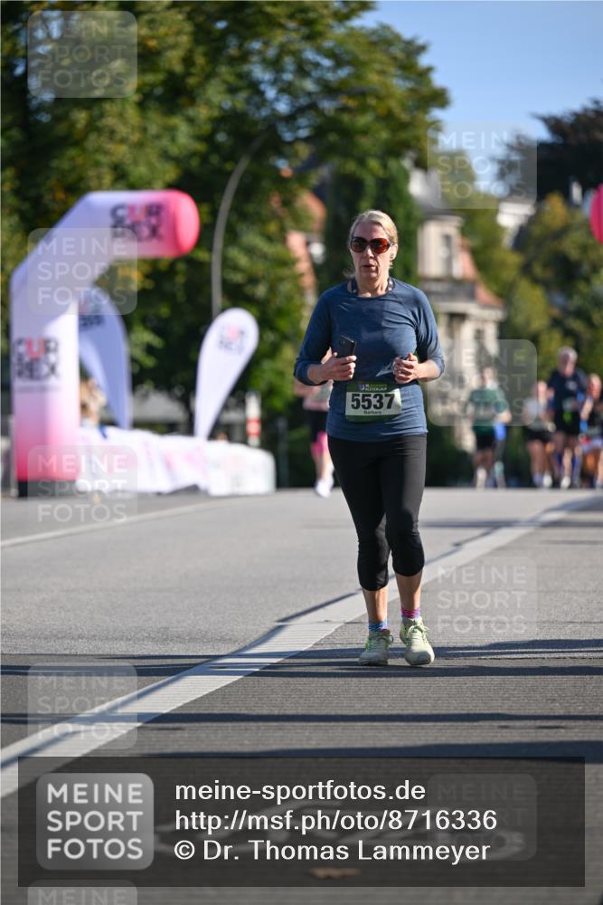 07.09.2025 - BARMER Alsterlauf Dr. Thomas Lammeyer http://msf.ph/oto/8716336 07.09.2025 09:54:36 Laufen 5537 meine-sportfotos.de