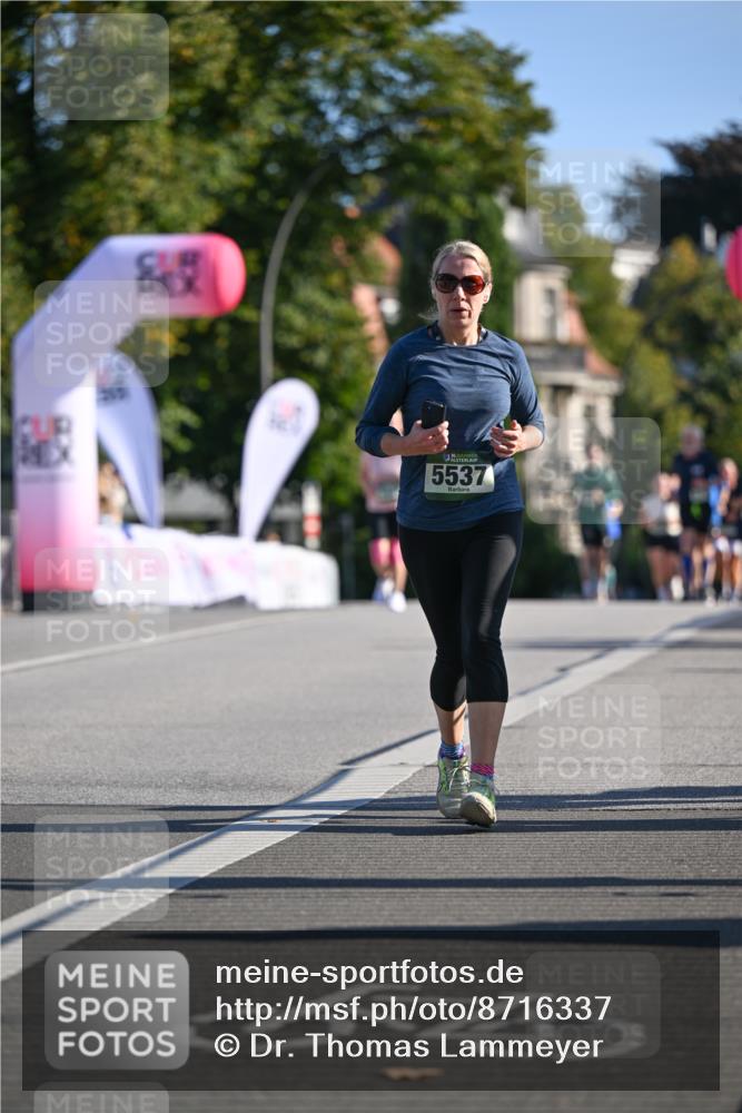07.09.2025 - BARMER Alsterlauf Dr. Thomas Lammeyer http://msf.ph/oto/8716337 07.09.2025 09:54:36 Laufen 5537 meine-sportfotos.de