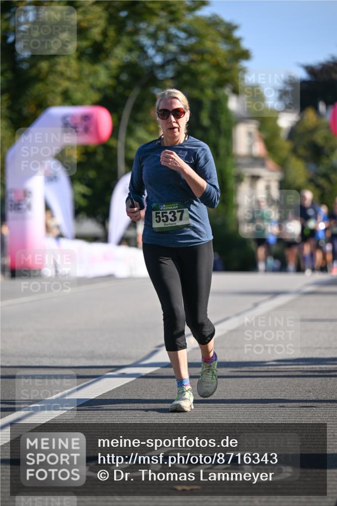 07.09.2025 - BARMER Alsterlauf Dr. Thomas Lammeyer http://msf.ph/oto/8716343 07.09.2025 09:54:37 Laufen 5537 meine-sportfotos.de