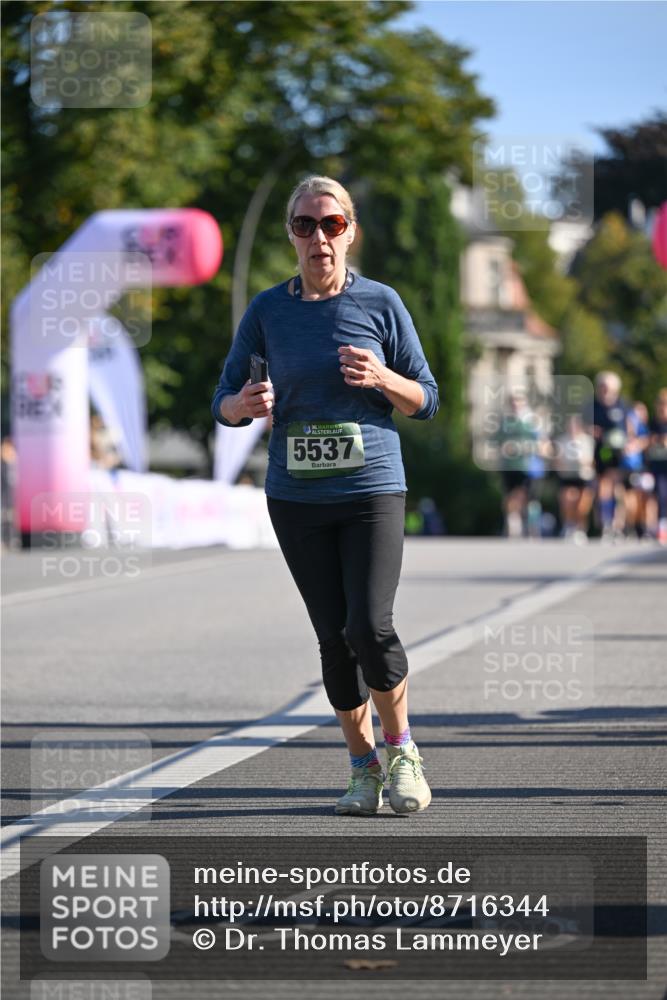 07.09.2025 - BARMER Alsterlauf Dr. Thomas Lammeyer http://msf.ph/oto/8716344 07.09.2025 09:54:37 Laufen 36, 5537 meine-sportfotos.de
