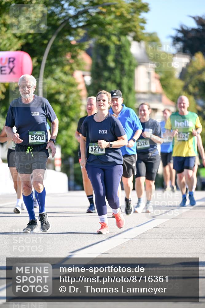 07.09.2025 - BARMER Alsterlauf Dr. Thomas Lammeyer http://msf.ph/oto/8716361 07.09.2025 09:54:49 Laufen 5275, 5276, 4320, 6224 meine-sportfotos.de