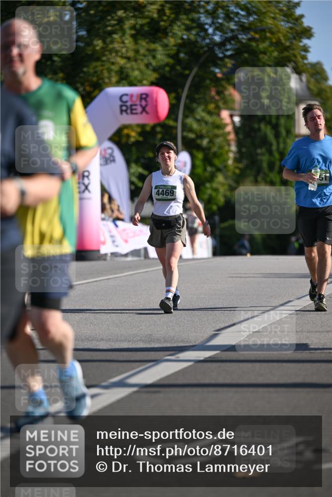 07.09.2025 - BARMER Alsterlauf Dr. Thomas Lammeyer http://msf.ph/oto/8716401 07.09.2025 09:54:58 Laufen 4469 meine-sportfotos.de