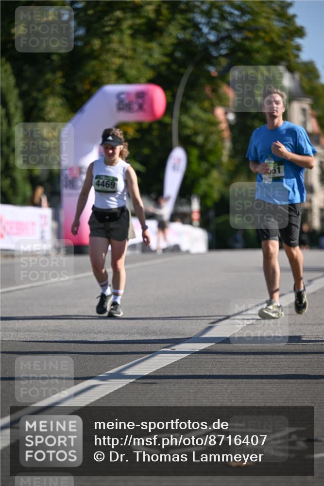 07.09.2025 - BARMER Alsterlauf Dr. Thomas Lammeyer http://msf.ph/oto/8716407 07.09.2025 09:54:59 Laufen 551, 4469 meine-sportfotos.de