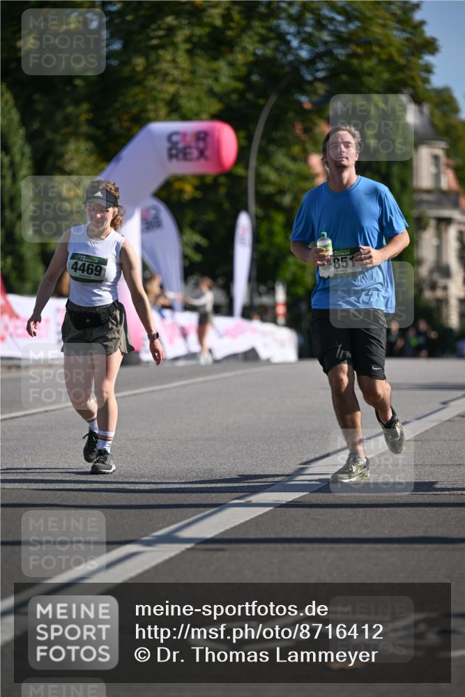 07.09.2025 - BARMER Alsterlauf Dr. Thomas Lammeyer http://msf.ph/oto/8716412 07.09.2025 09:55:00 Laufen 4469, 851, 54 meine-sportfotos.de