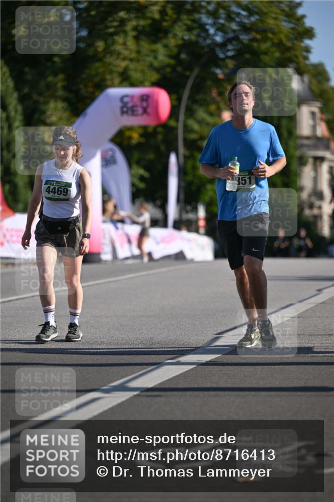 07.09.2025 - BARMER Alsterlauf Dr. Thomas Lammeyer http://msf.ph/oto/8716413 07.09.2025 09:55:00 Laufen 4469, 351, 54 meine-sportfotos.de