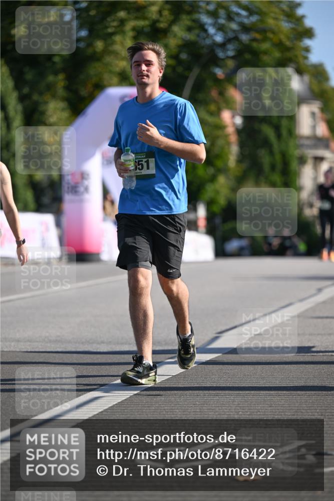 07.09.2025 - BARMER Alsterlauf Dr. Thomas Lammeyer http://msf.ph/oto/8716422 07.09.2025 09:55:01 Laufen 51 meine-sportfotos.de