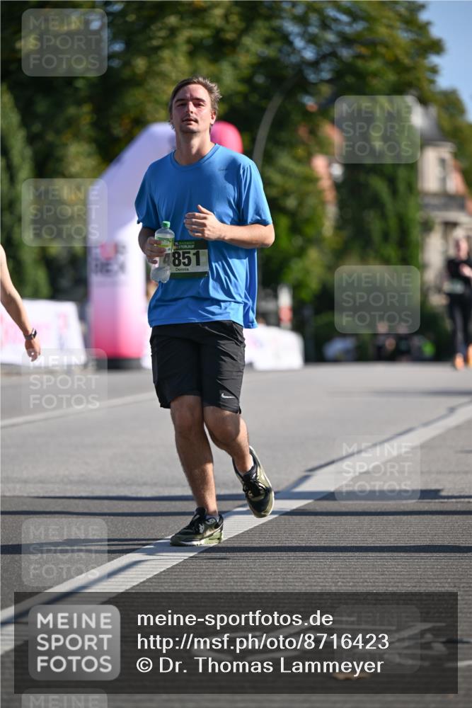07.09.2025 - BARMER Alsterlauf Dr. Thomas Lammeyer http://msf.ph/oto/8716423 07.09.2025 09:55:02 Laufen 36, 4851 meine-sportfotos.de
