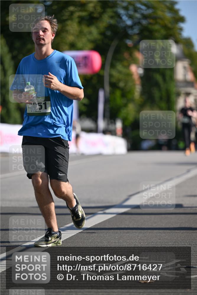 07.09.2025 - BARMER Alsterlauf Dr. Thomas Lammeyer http://msf.ph/oto/8716427 07.09.2025 09:55:02 Laufen 51 meine-sportfotos.de