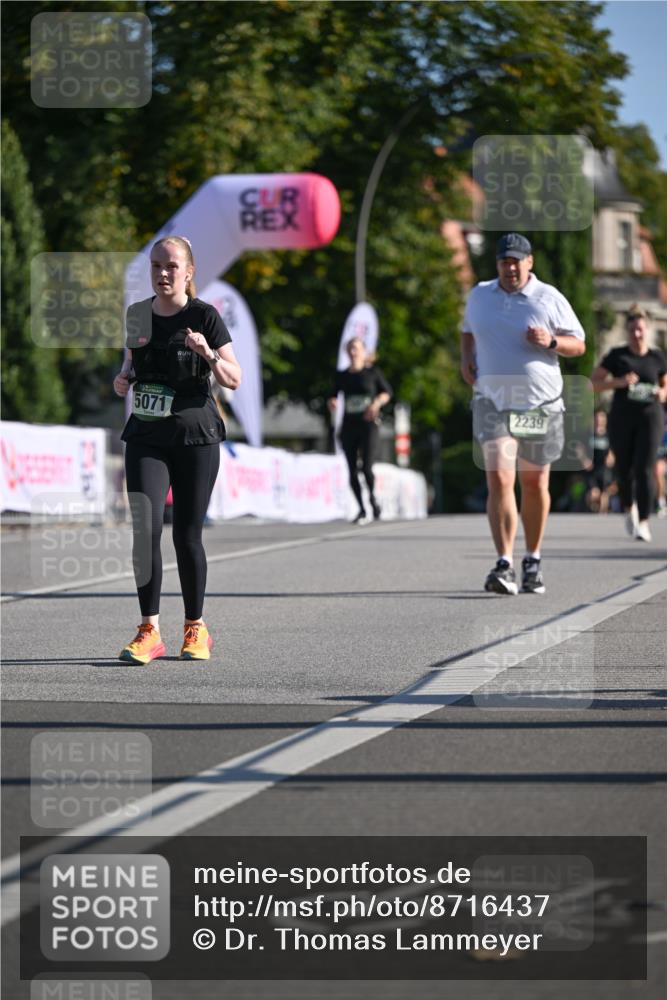 07.09.2025 - BARMER Alsterlauf Dr. Thomas Lammeyer http://msf.ph/oto/8716437 07.09.2025 09:55:11 Laufen 5071, 2239, 554 meine-sportfotos.de