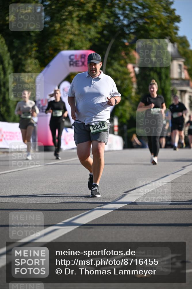 07.09.2025 - BARMER Alsterlauf Dr. Thomas Lammeyer http://msf.ph/oto/8716455 07.09.2025 09:55:14 Laufen 8, 2239, 54 meine-sportfotos.de