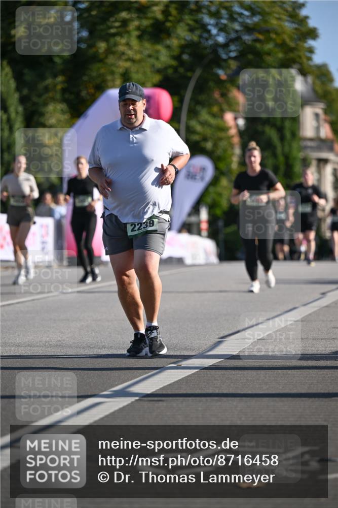 07.09.2025 - BARMER Alsterlauf Dr. Thomas Lammeyer http://msf.ph/oto/8716458 07.09.2025 09:55:15 Laufen 2239, 54 meine-sportfotos.de