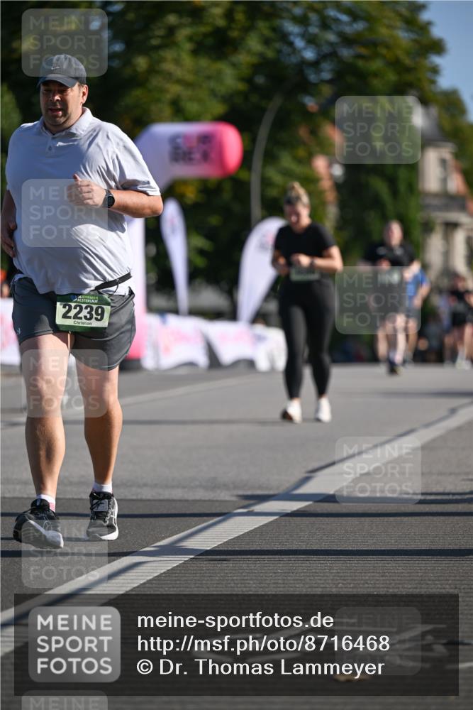 07.09.2025 - BARMER Alsterlauf Dr. Thomas Lammeyer http://msf.ph/oto/8716468 07.09.2025 09:55:16 Laufen 2239, 54 meine-sportfotos.de