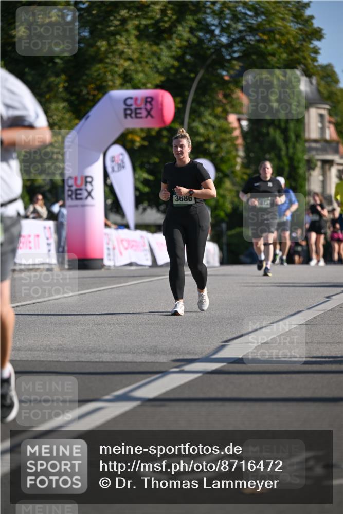 07.09.2025 - BARMER Alsterlauf Dr. Thomas Lammeyer http://msf.ph/oto/8716472 07.09.2025 09:55:17 Laufen 3686 meine-sportfotos.de