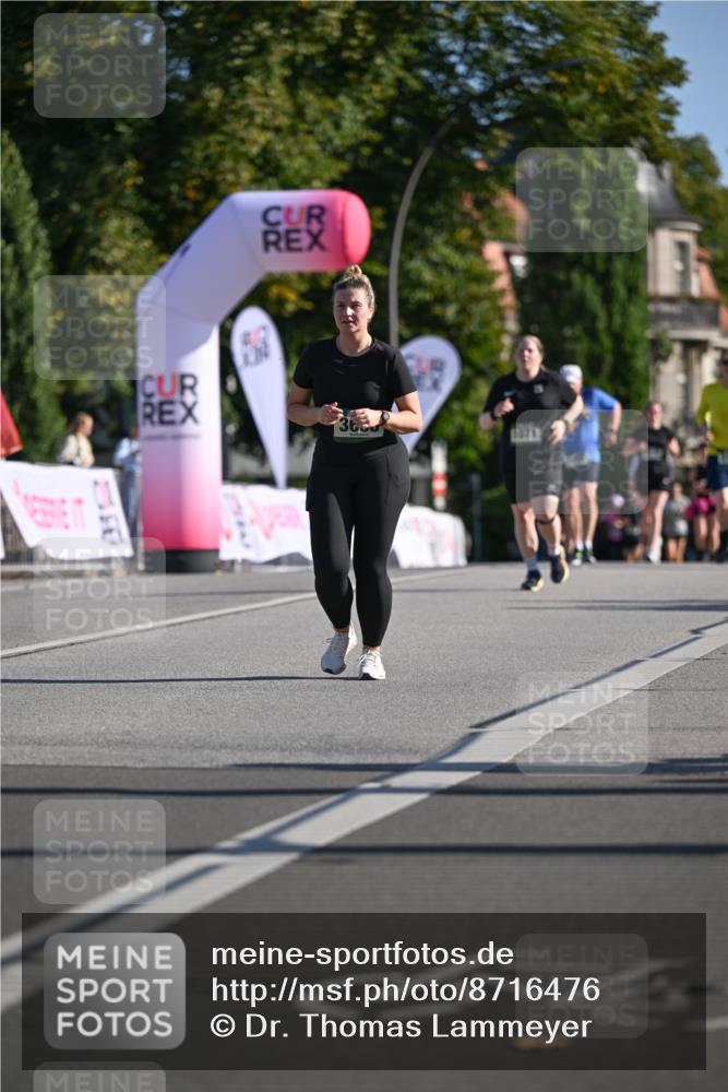 07.09.2025 - BARMER Alsterlauf Dr. Thomas Lammeyer http://msf.ph/oto/8716476 07.09.2025 09:55:17 Laufen 464 meine-sportfotos.de