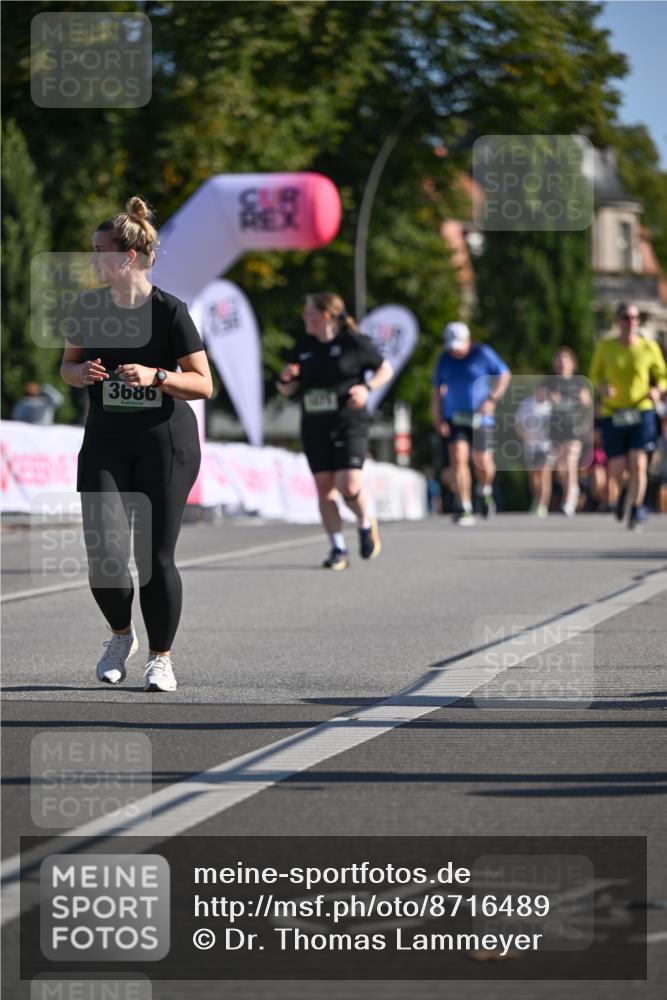 07.09.2025 - BARMER Alsterlauf Dr. Thomas Lammeyer http://msf.ph/oto/8716489 07.09.2025 09:55:20 Laufen 3686 meine-sportfotos.de
