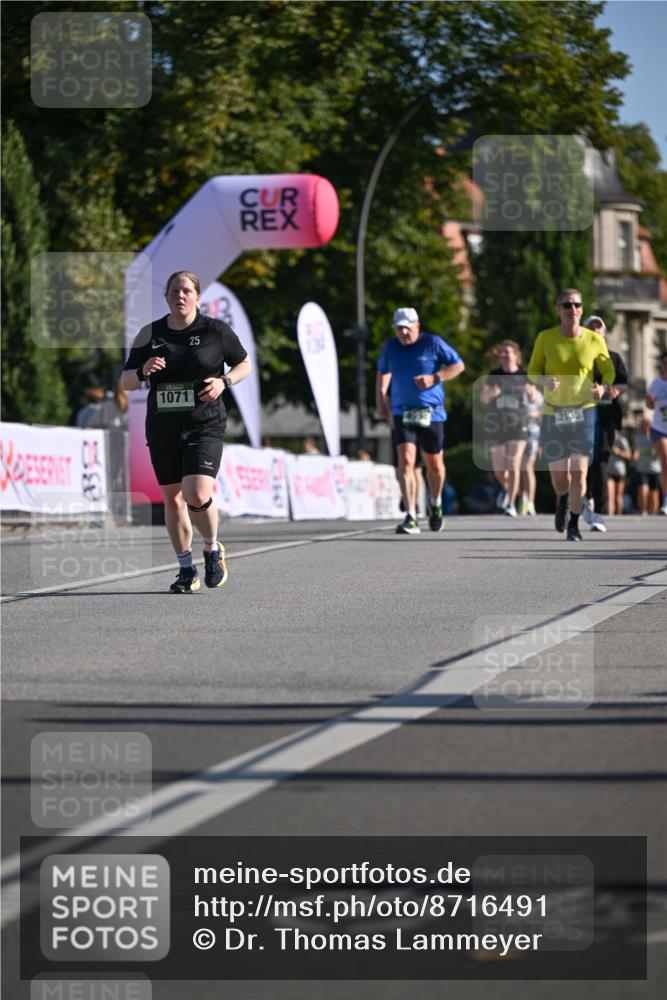 07.09.2025 - BARMER Alsterlauf Dr. Thomas Lammeyer http://msf.ph/oto/8716491 07.09.2025 09:55:21 Laufen 32, 1071, 25, 2135, 396 meine-sportfotos.de