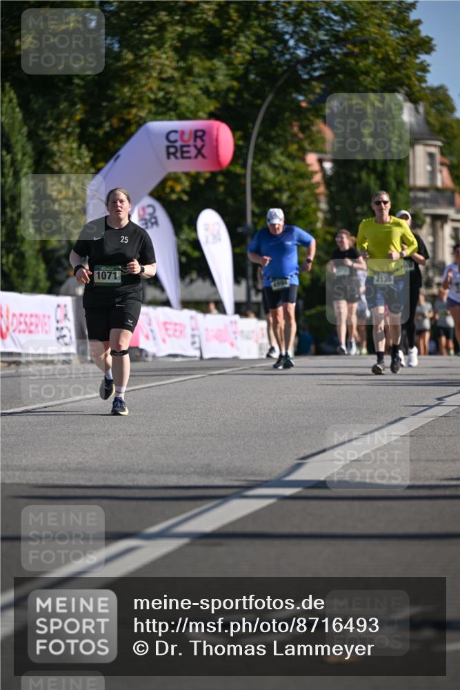 07.09.2025 - BARMER Alsterlauf Dr. Thomas Lammeyer http://msf.ph/oto/8716493 07.09.2025 09:55:21 Laufen 852, 1071, 25, 2135 meine-sportfotos.de
