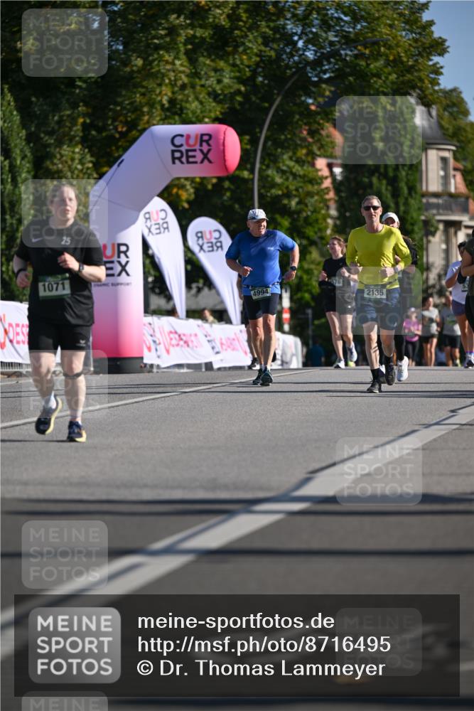 07.09.2025 - BARMER Alsterlauf Dr. Thomas Lammeyer http://msf.ph/oto/8716495 07.09.2025 09:55:22 Laufen 1071, 25, 4994, 2135 meine-sportfotos.de