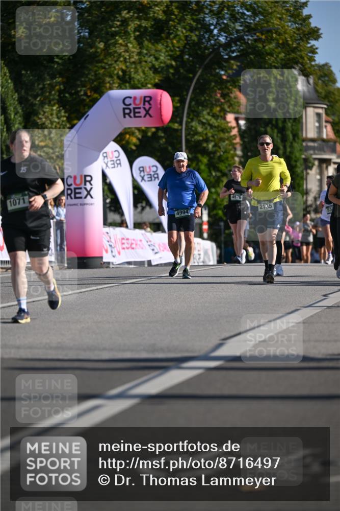 07.09.2025 - BARMER Alsterlauf Dr. Thomas Lammeyer http://msf.ph/oto/8716497 07.09.2025 09:55:23 Laufen 1071, 4994, 4576, 2135, 53, 4 meine-sportfotos.de