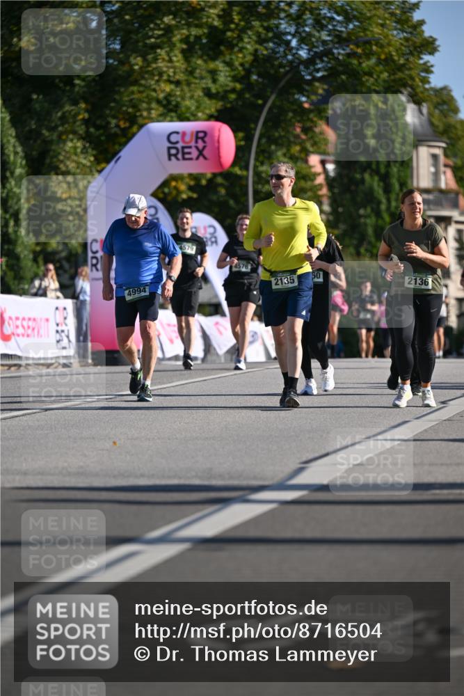 07.09.2025 - BARMER Alsterlauf Dr. Thomas Lammeyer http://msf.ph/oto/8716504 07.09.2025 09:55:25 Laufen 12, 4994, 4579, 2135, 50, 2136 meine-sportfotos.de
