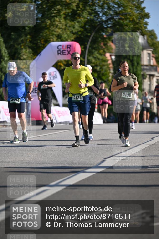 07.09.2025 - BARMER Alsterlauf Dr. Thomas Lammeyer http://msf.ph/oto/8716511 07.09.2025 09:55:26 Laufen 4994, 2135, 60, 2136, 354 meine-sportfotos.de