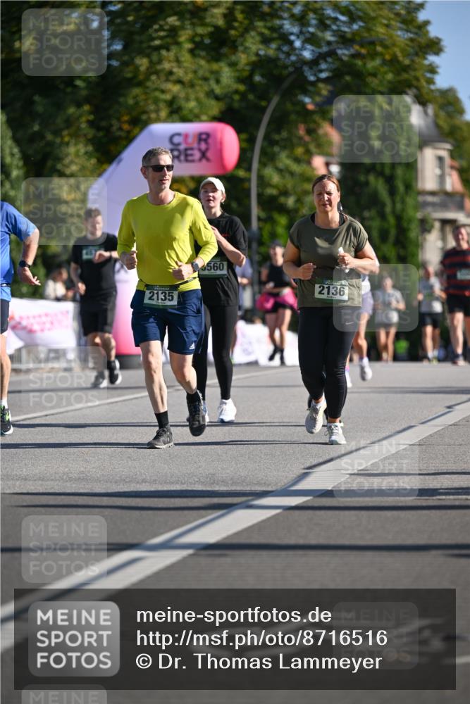 07.09.2025 - BARMER Alsterlauf Dr. Thomas Lammeyer http://msf.ph/oto/8716516 07.09.2025 09:55:27 Laufen 2135, 3560, 2136, 354 meine-sportfotos.de