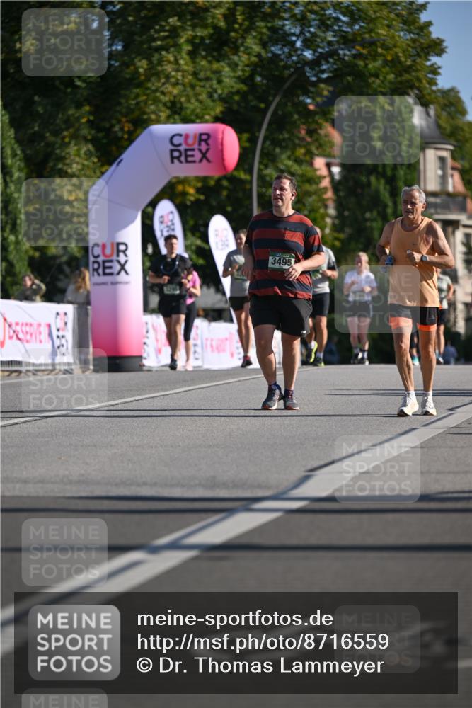 07.09.2025 - BARMER Alsterlauf Dr. Thomas Lammeyer http://msf.ph/oto/8716559 07.09.2025 09:55:35 Laufen 3495 meine-sportfotos.de