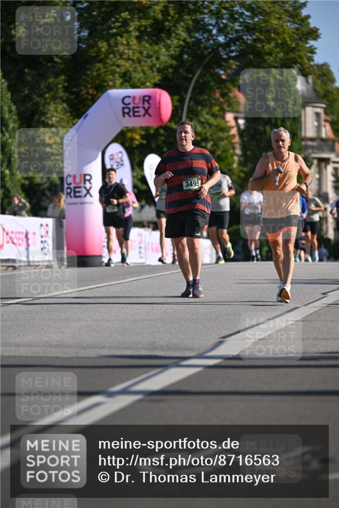 07.09.2025 - BARMER Alsterlauf Dr. Thomas Lammeyer http://msf.ph/oto/8716563 07.09.2025 09:55:35 Laufen 3495, 36, 554 meine-sportfotos.de