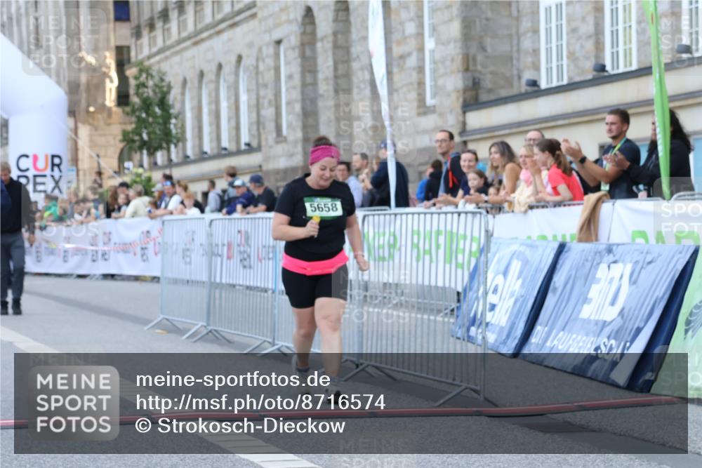 07.09.2025 - BARMER Alsterlauf Strokosch-Dieckow http://msf.ph/oto/8716574 07.09.2025 10:39:08 Ziel 4908, 5658 meine-sportfotos.de