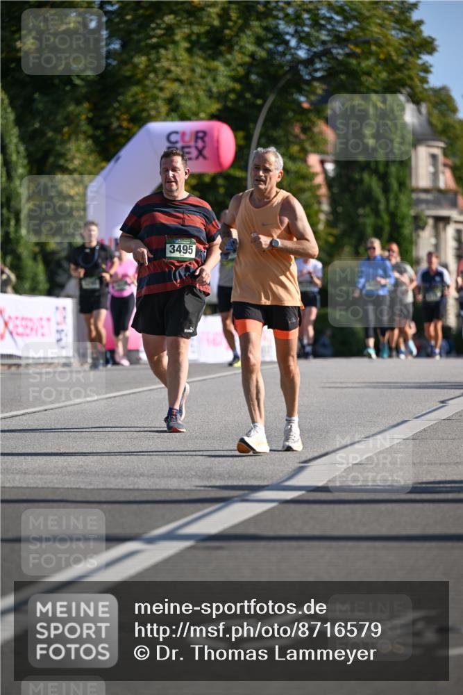 07.09.2025 - BARMER Alsterlauf Dr. Thomas Lammeyer http://msf.ph/oto/8716579 07.09.2025 09:55:37 Laufen 3495 meine-sportfotos.de