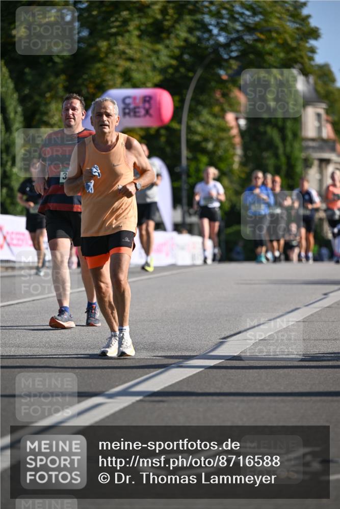 07.09.2025 - BARMER Alsterlauf Dr. Thomas Lammeyer http://msf.ph/oto/8716588 07.09.2025 09:55:38 Laufen 3 meine-sportfotos.de