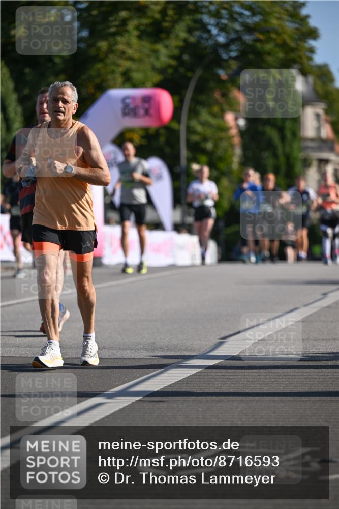 07.09.2025 - BARMER Alsterlauf Dr. Thomas Lammeyer http://msf.ph/oto/8716593 07.09.2025 09:55:39 Laufen 83 meine-sportfotos.de