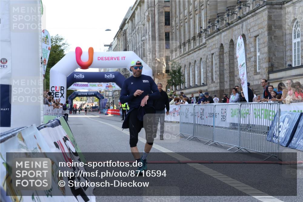 07.09.2025 - BARMER Alsterlauf Strokosch-Dieckow http://msf.ph/oto/8716594 07.09.2025 10:39:11 Ziel 4908, 5658 meine-sportfotos.de