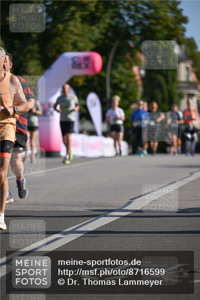07.09.2025 - BARMER Alsterlauf Dr. Thomas Lammeyer http://msf.ph/oto/8716599 07.09.2025 09:55:39 Laufen  meine-sportfotos.de