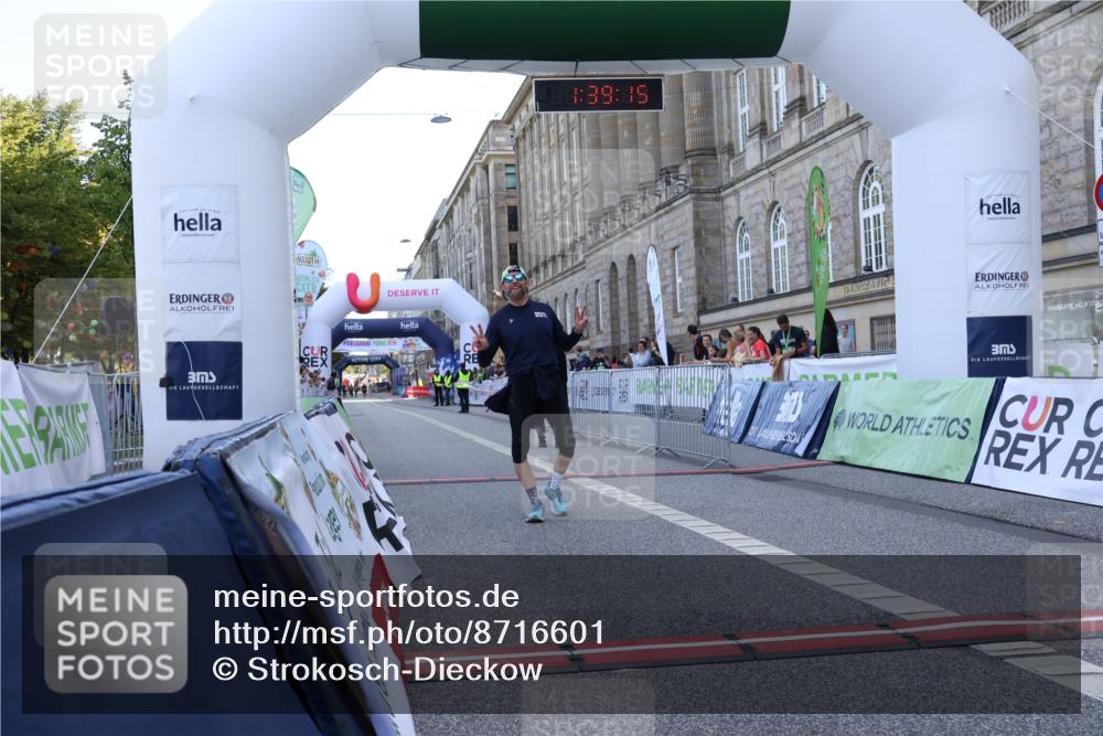 07.09.2025 - BARMER Alsterlauf Strokosch-Dieckow http://msf.ph/oto/8716601 07.09.2025 10:39:13 Ziel 4908, 5658 meine-sportfotos.de
