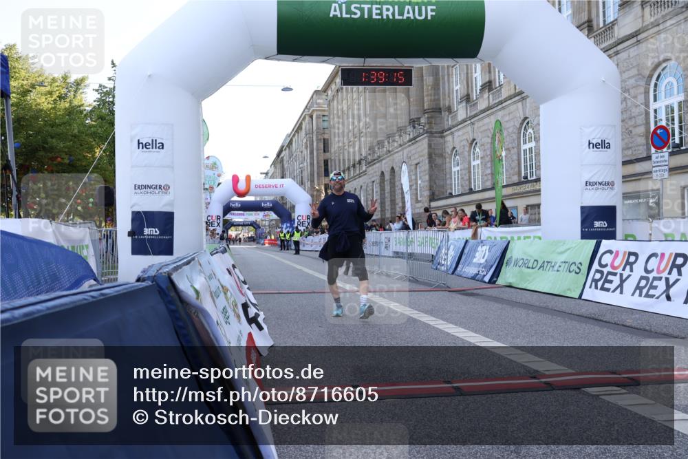07.09.2025 - BARMER Alsterlauf Strokosch-Dieckow http://msf.ph/oto/8716605 07.09.2025 10:39:13 Ziel 4908, 5658 meine-sportfotos.de