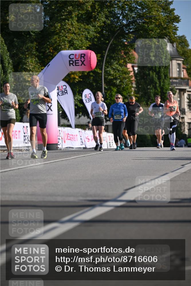 07.09.2025 - BARMER Alsterlauf Dr. Thomas Lammeyer http://msf.ph/oto/8716606 07.09.2025 09:55:40 Laufen 3293, 345, 3553, 3542, 6111 meine-sportfotos.de
